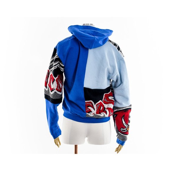 Tampa Bay Buccaneers Fashion ReWork NFL Tapestry Blanket Hoodie - Picture 5 of 8